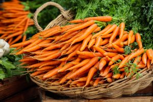 winter skin care food carrots